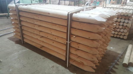 Столбы деревянные оцилиндрованные